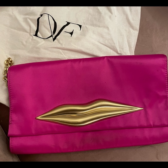 Diane Von Furstenberg pink satin lips clutch